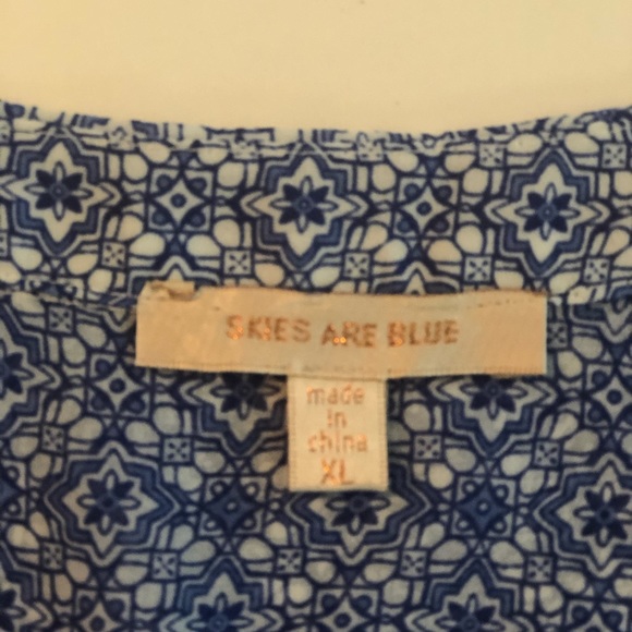 Skies Are Blue blouse. - Picture 4 of 5
